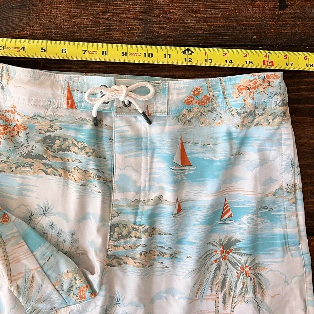American Eagle board shorts, medium nwt - Picture 3 of 6